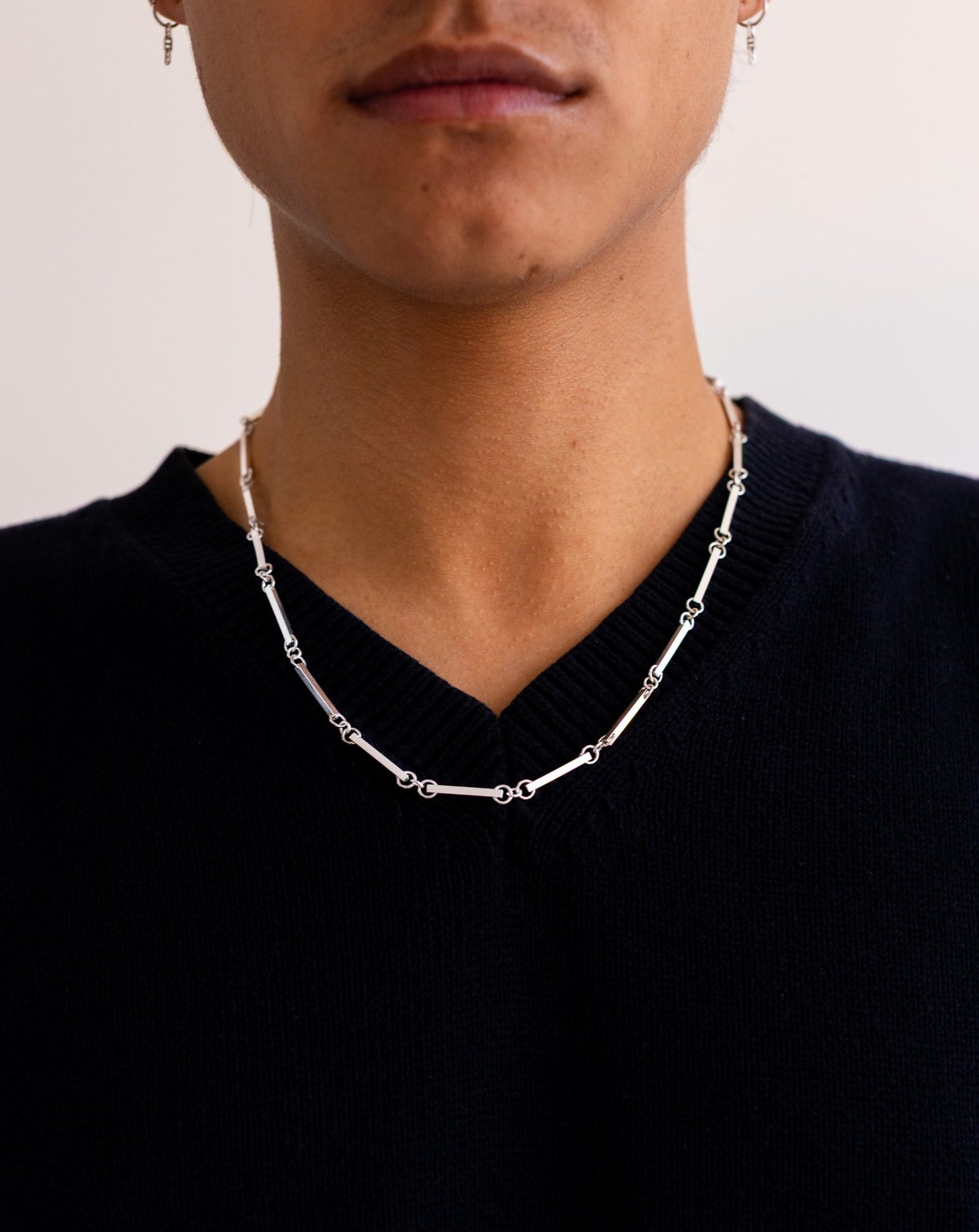 lines link necklace.