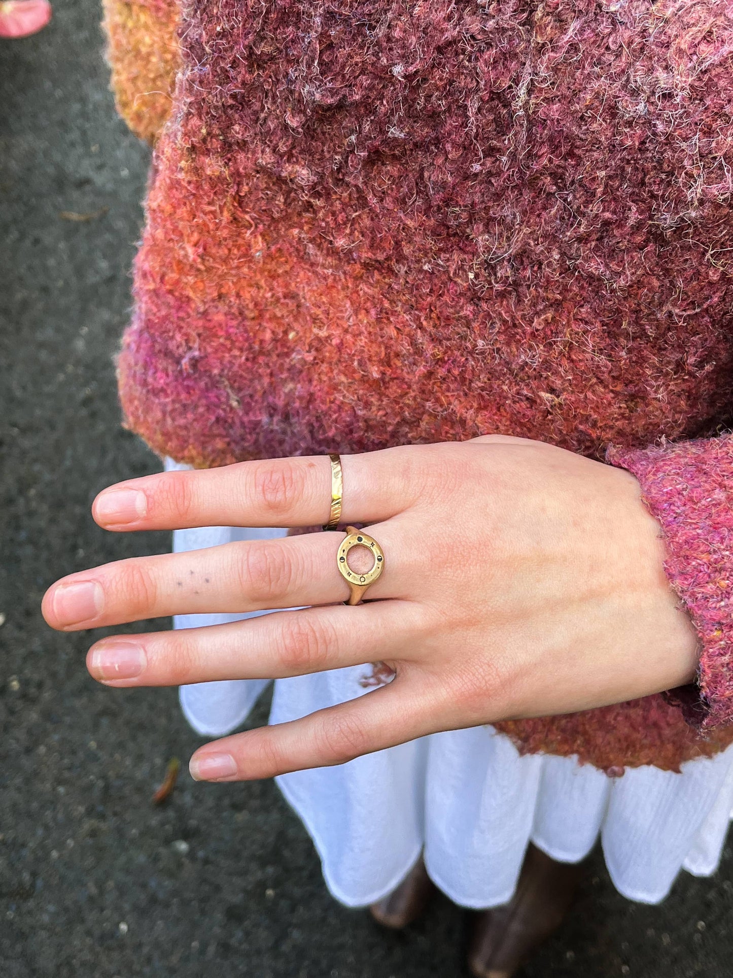 new moon 9ct.