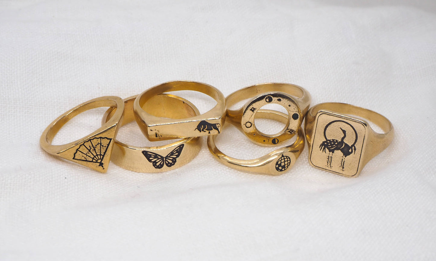 new moon 9ct.