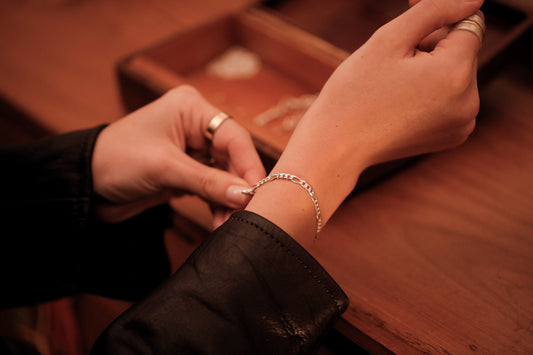 figaro bracelet.